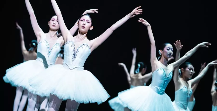 Ballerina Review - Stunning Visual Feast of Revenge and Redemption