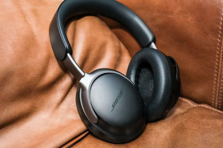 Bose QuietComfort Ultra Headphones Review - The Perfect Blend of Superior Comfort and Immersive Audio Experience for Audiophiles