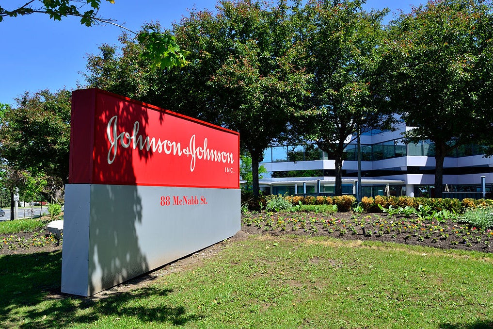 Johnson & Johnson is a strong strategic choice for Shockwave Medical, but Medtronic and Boston Scientific could be other bidders, analyst says - Boston Scientific (NYSE:BSX), Johnson & Johnson (NYSE:JNJ), Medtronic (NYSE:MDT), Shockwave Medical (NASDAQ:SWAV)