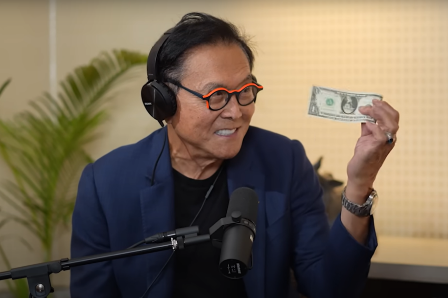 Robert Kiyosaki loves Bitcoin, but he also loves this precious metal, which is "still 60% below its all-time high" - iShares Silver Trust (ARCA:SLV)